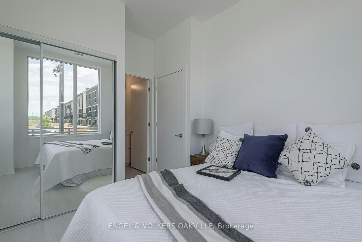 135-2501 Saw Whet Boulevard, Oakville, ON, L6M 5N2 - 24