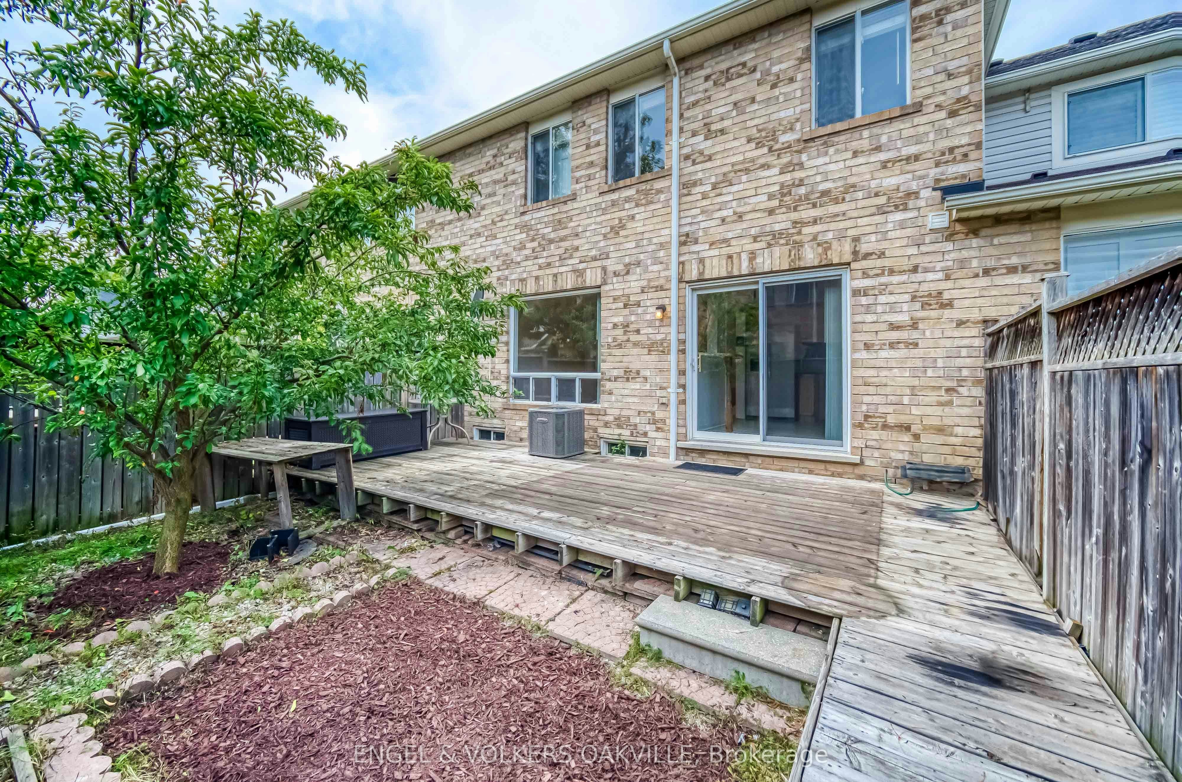 1121 Barclay Circle, Milton, ON, L9T 5W4 - 15