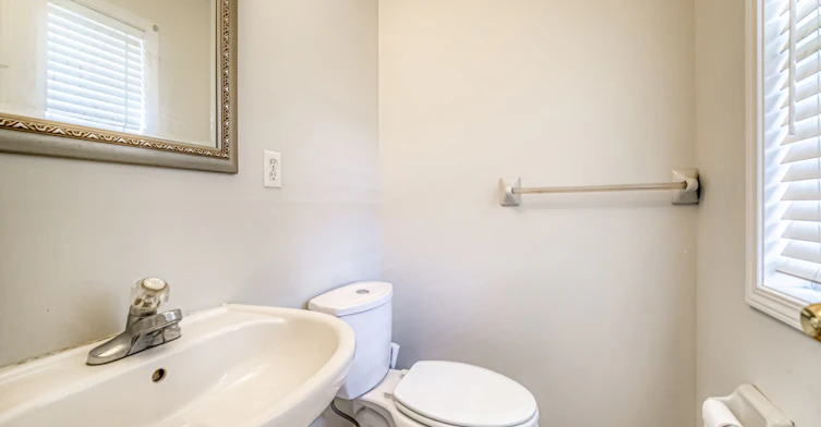 1121 Barclay Circle, Milton, ON, L9T 5W4 - 7