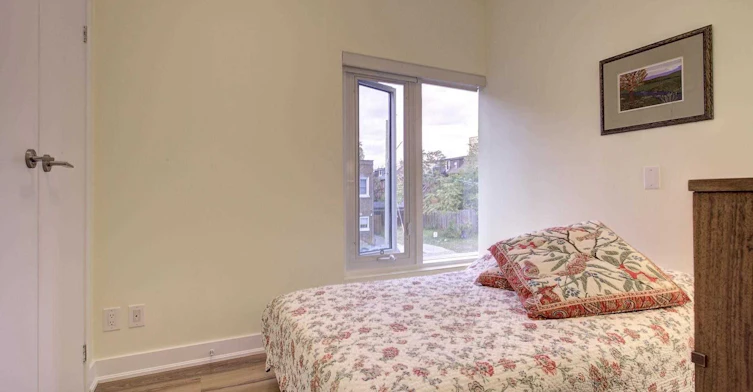 202-25 Ritchie Avenue, Toronto, ON, M6R 2J6 - 17