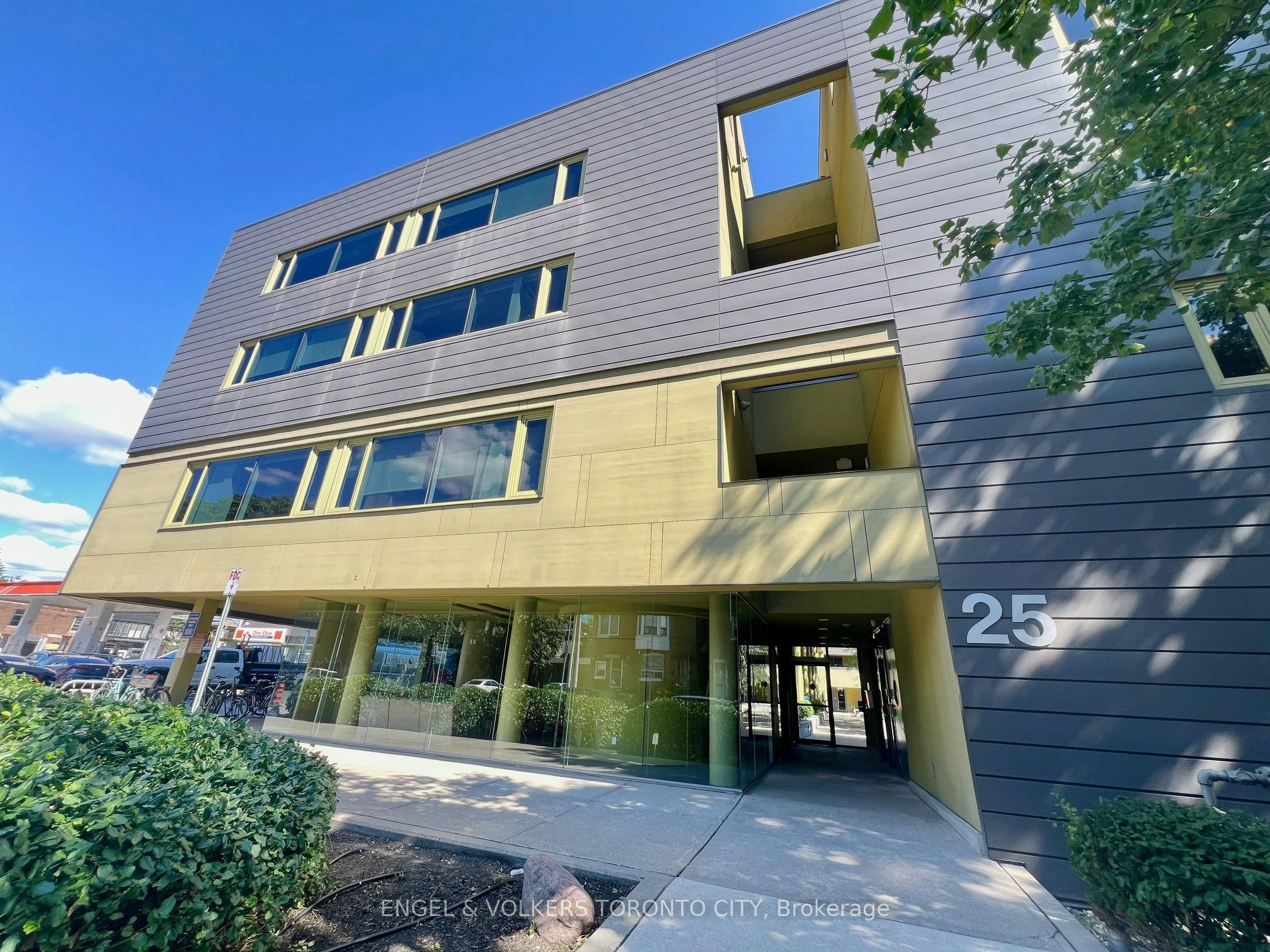 202-25 Ritchie Avenue, Toronto, ON, M6R 2J6
