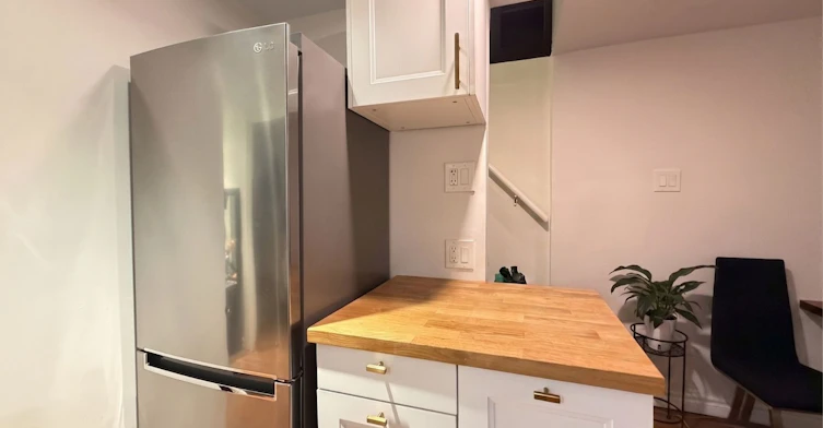 Lower-266 Weston Road, Toronto, ON, M6N 3P5 - 6