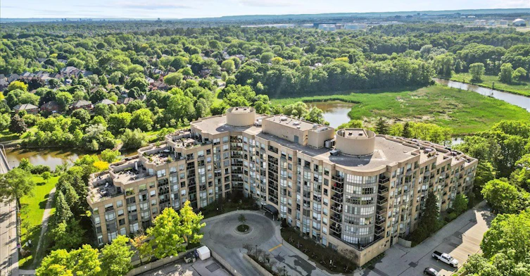 511-2511 Lakeshore Road W, Oakville, ON, L6L 6L9