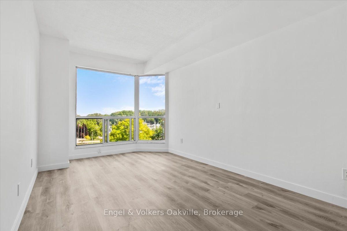 511-2511 Lakeshore Road W, Oakville, ON, L6L 6L9 - 18