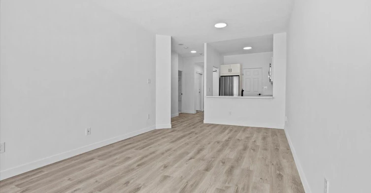 511-2511 Lakeshore Road W, Oakville, ON, L6L 6L9 - 12