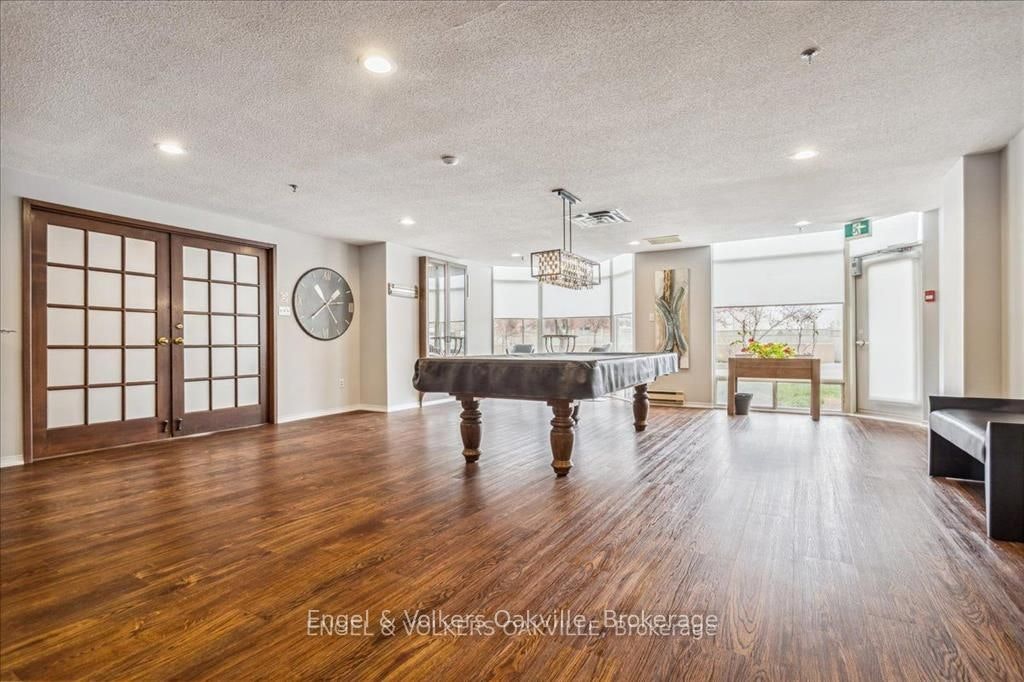 511-2511 Lakeshore Road W, Oakville, ON, L6L 6L9 - 26