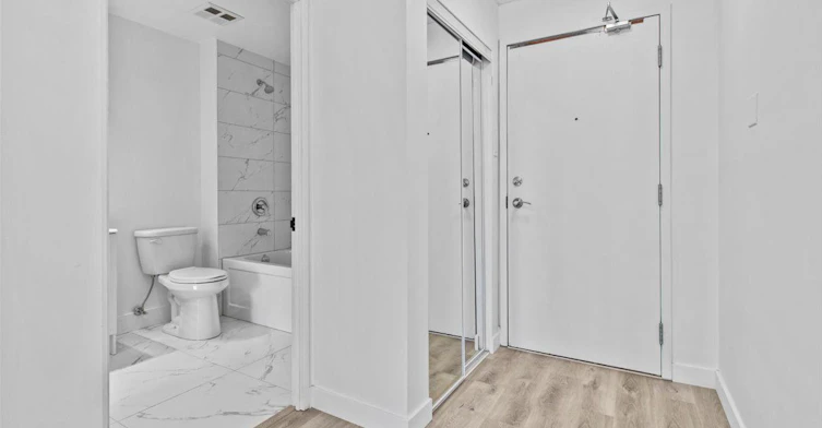 511-2511 Lakeshore Road W, Oakville, ON, L6L 6L9 - 14