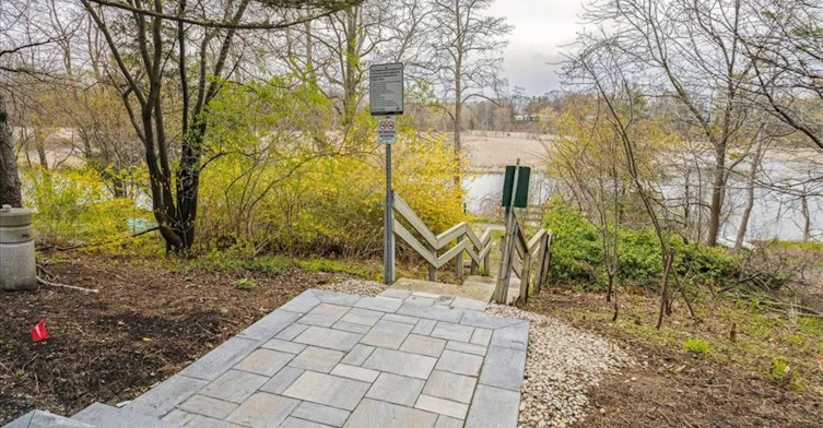 511-2511 Lakeshore Road W, Oakville, ON, L6L 6L9 - 29