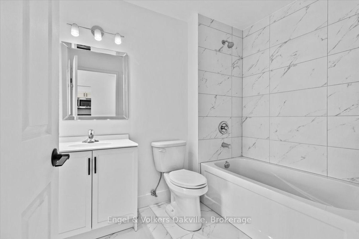 511-2511 Lakeshore Road W, Oakville, ON, L6L 6L9 - 15