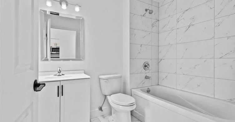511-2511 Lakeshore Road W, Oakville, ON, L6L 6L9 - 15