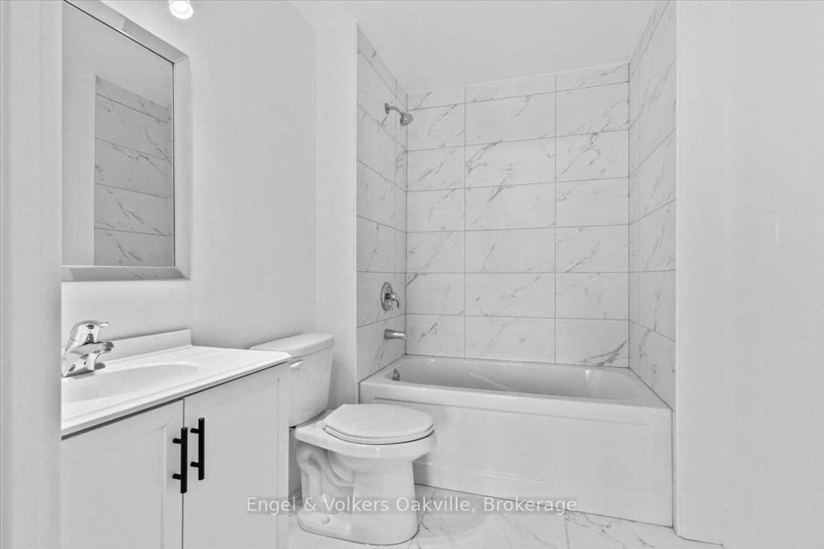 511-2511 Lakeshore Road W, Oakville, ON, L6L 6L9 - 16