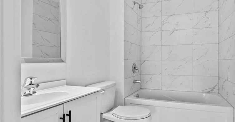 511-2511 Lakeshore Road W, Oakville, ON, L6L 6L9 - 16