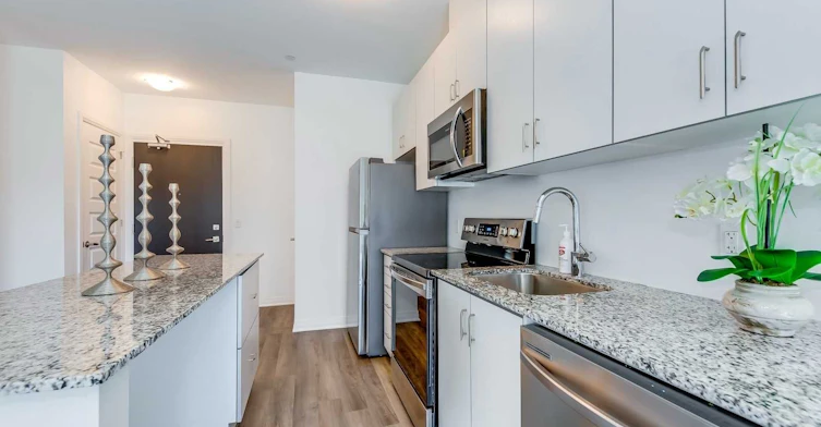 232-102 Grovewood Common, Oakville, ON, L6H 0X2 - 6