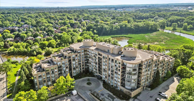 511-2511 Lakeshore Road W, Oakville, ON, L6L 6L9
