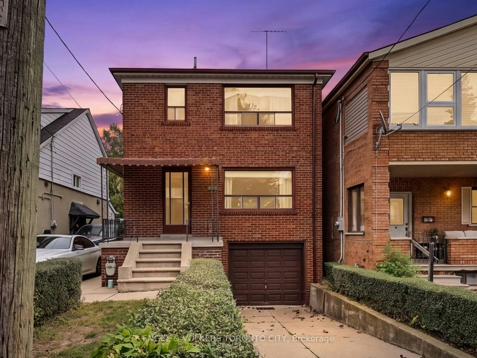 189 Locksley Avenue, Toronto, ON, M6B 3N8