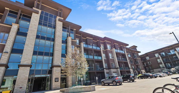 135-5010 Corporate Drive, Burlington, ON, L7L 0H6