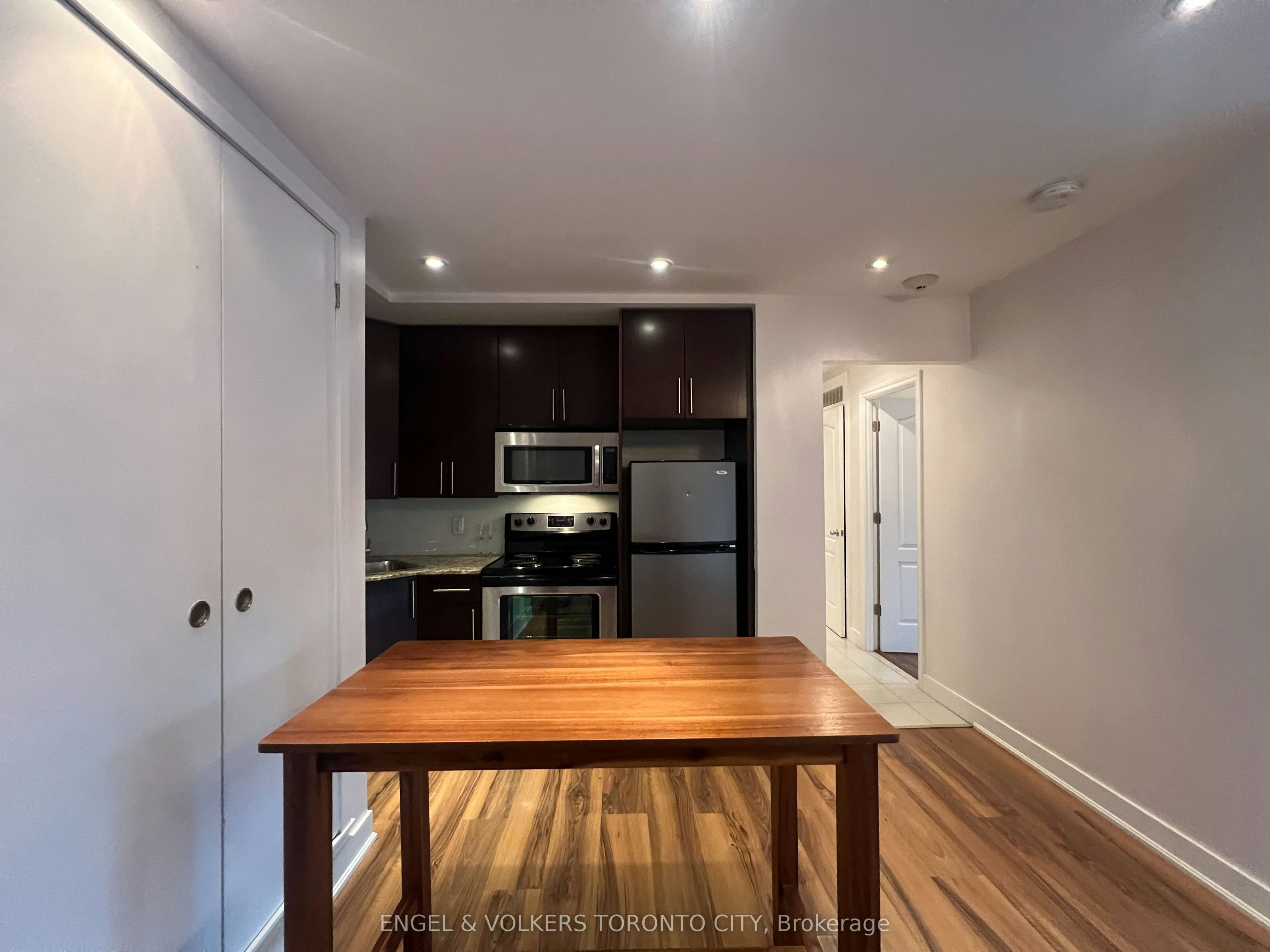 202-25 Ritchie Avenue, Toronto, ON, M6R 2J6 - 22