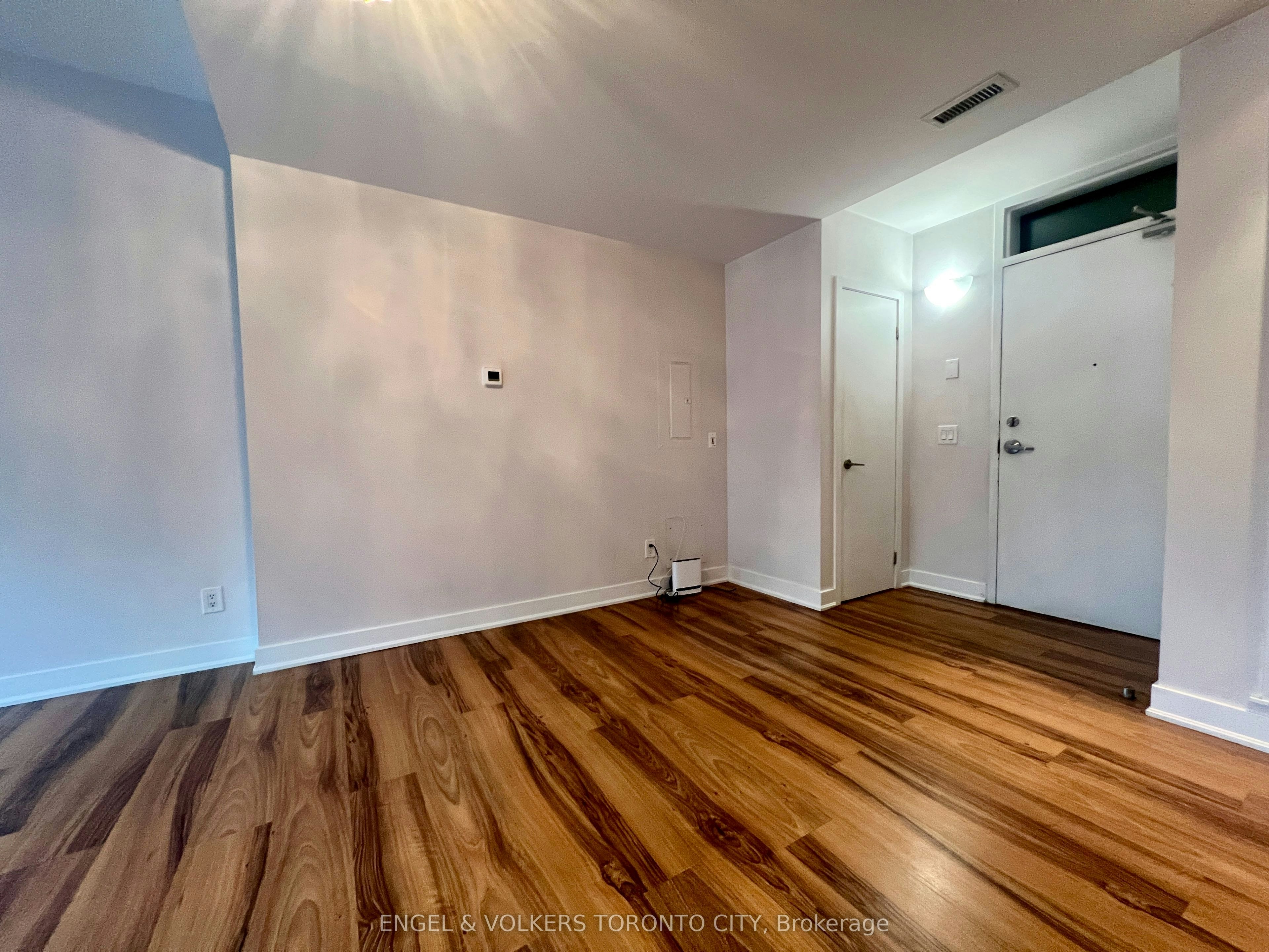 202-25 Ritchie Avenue, Toronto, ON, M6R 2J6 - 17