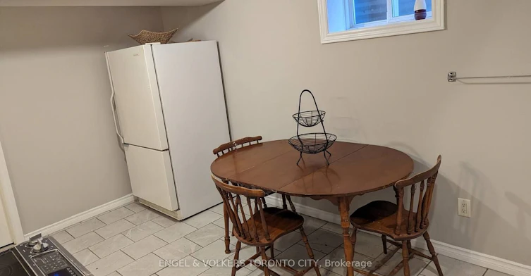 B-18 Elrose Road W, Brampton, ON, L6T 2C2 - 4