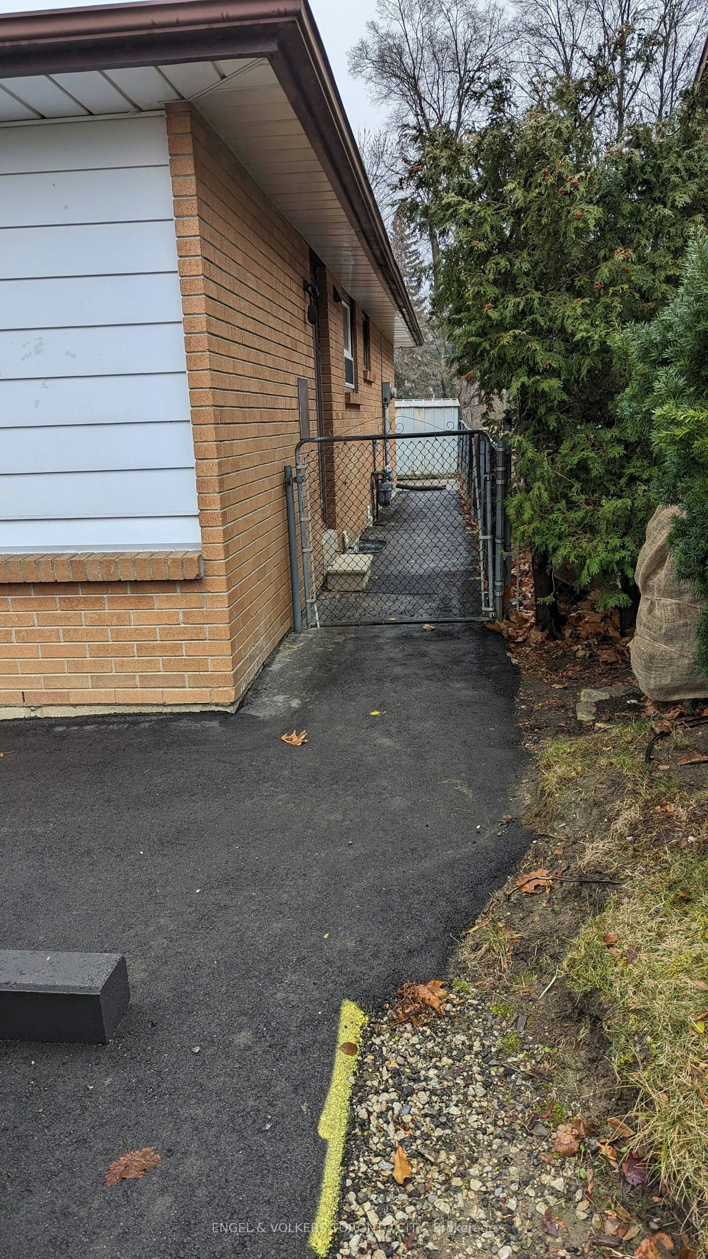B-18 Elrose Road W, Brampton, ON, L6T 2C2 - 19