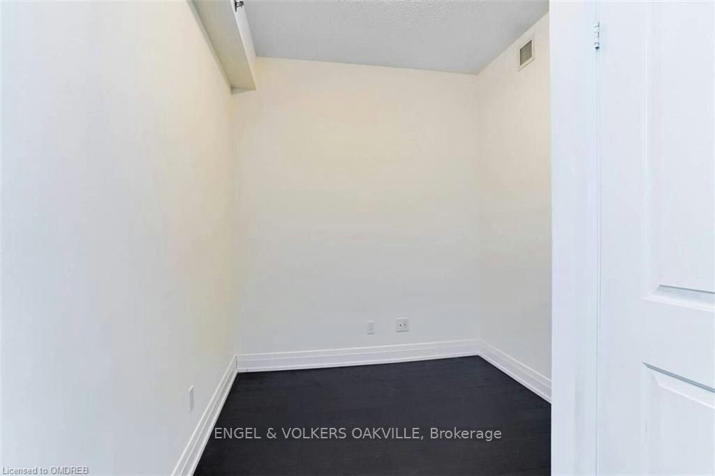 65 Speers 710 Road, Oakville, ON, L6K 0J1 - 10