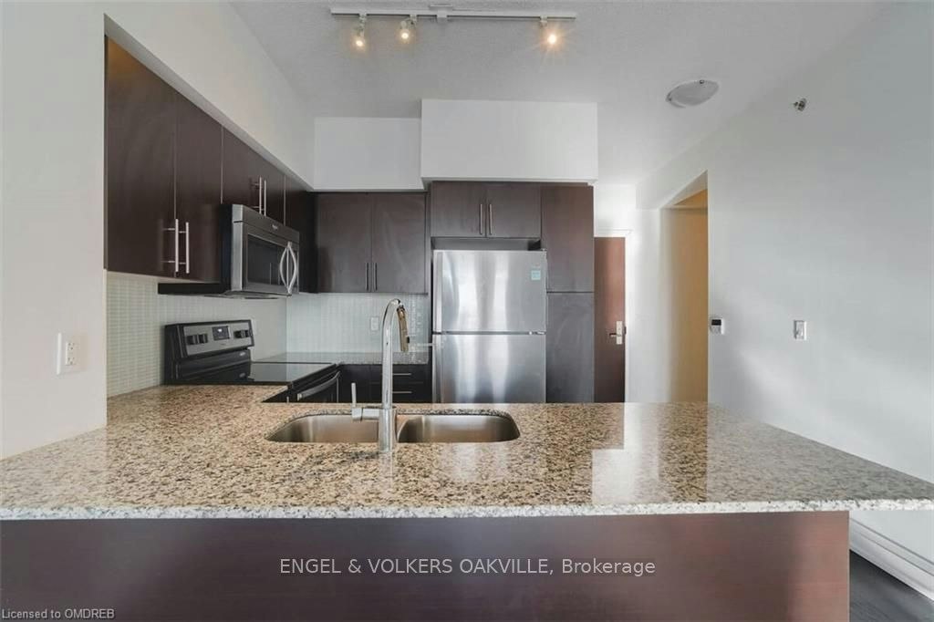 65 Speers 710 Road, Oakville, ON, L6K 0J1 - 3