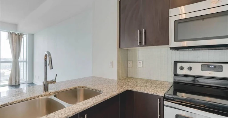 65 Speers 710 Road, Oakville, ON, L6K 0J1 - 4