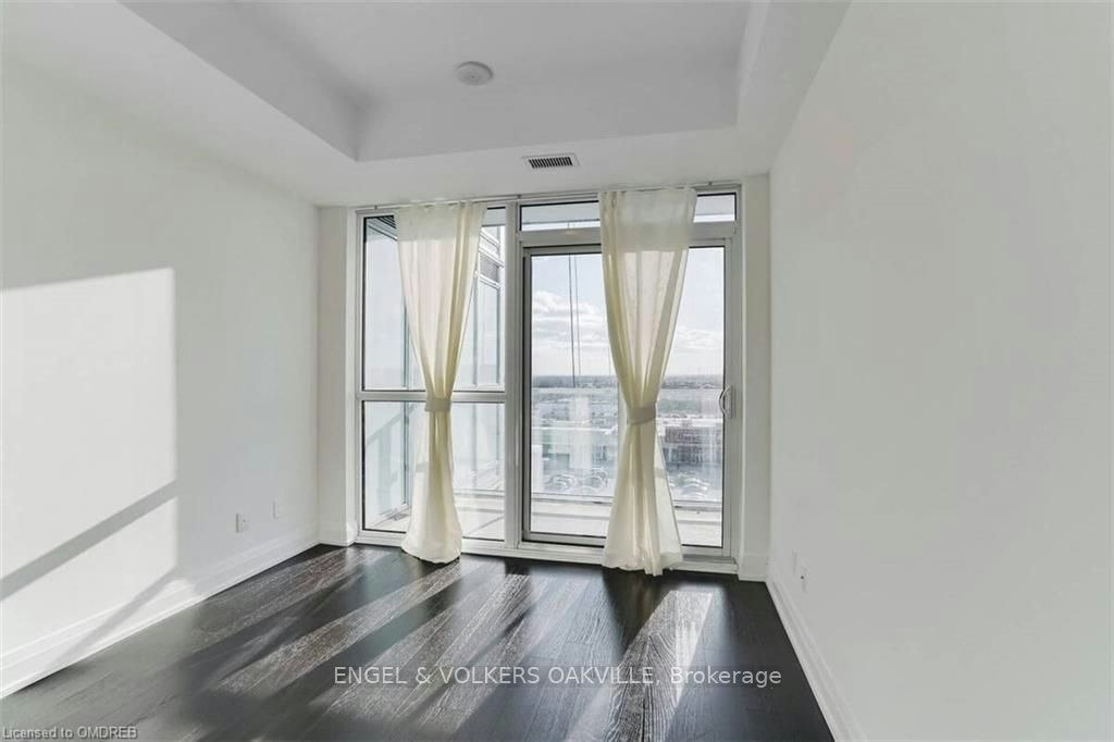 65 Speers 710 Road, Oakville, ON, L6K 0J1 - 8