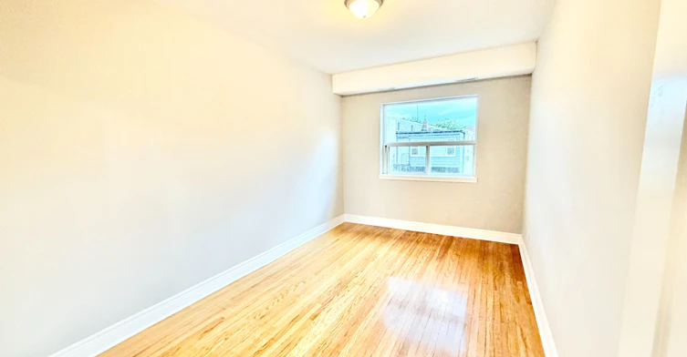 9-100 Twenty Fifth Street, Toronto, ON, M8V 3P9 - 5