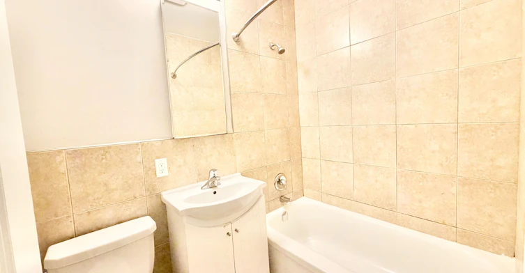 9-100 Twenty Fifth Street, Toronto, ON, M8V 3P9 - 6