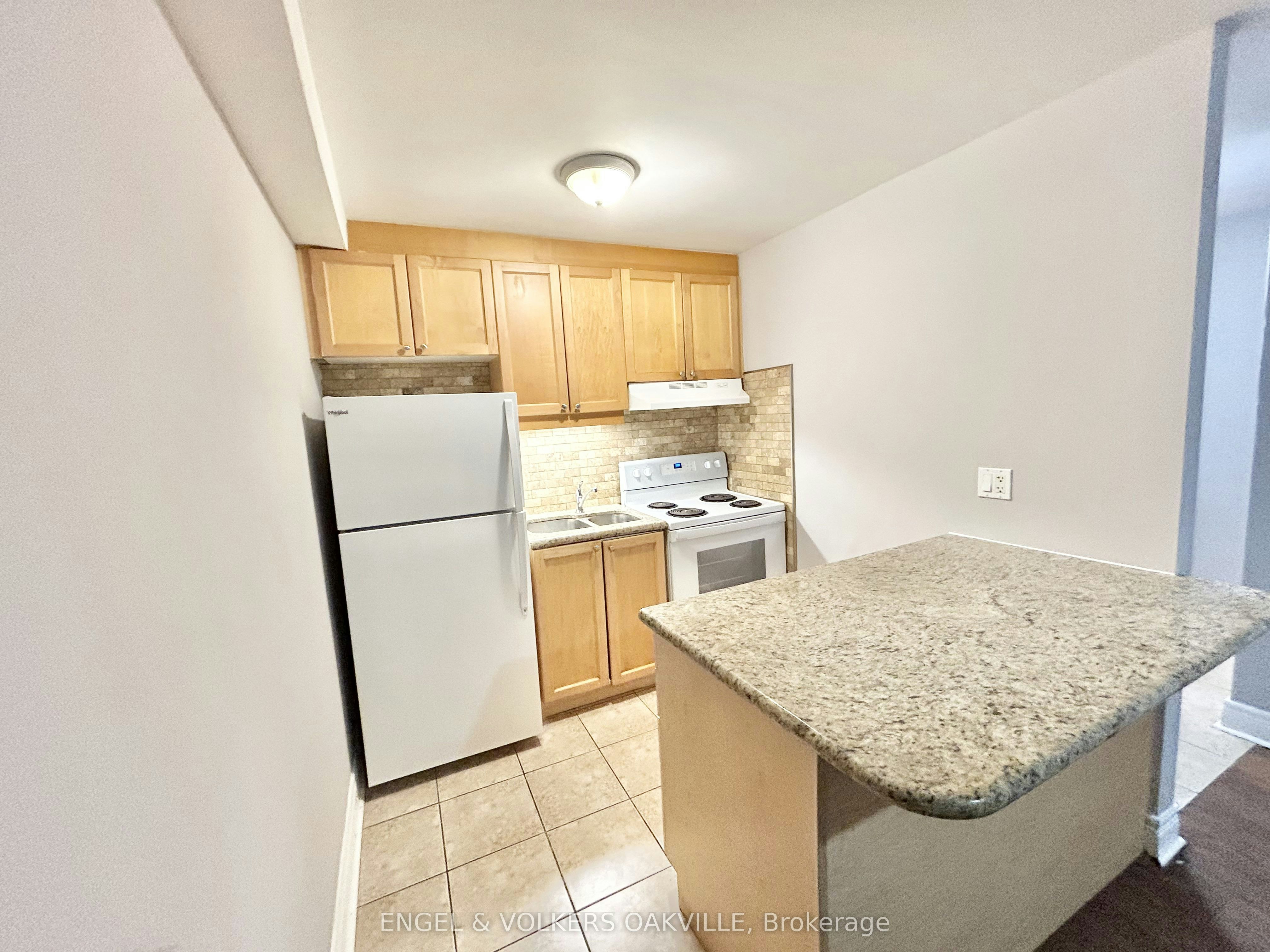 32-90 Twenty Fifth Street, Toronto, ON, M8V 3P9