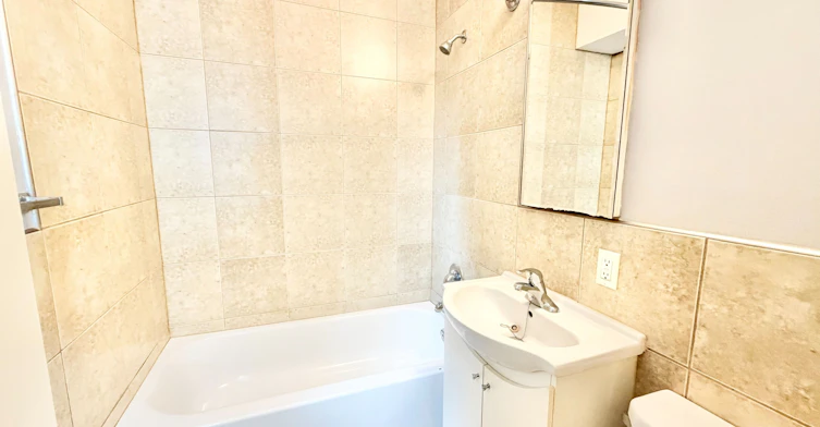 18-100 Twenty Fifth Street, Toronto, ON, M8V 3P9 - 5