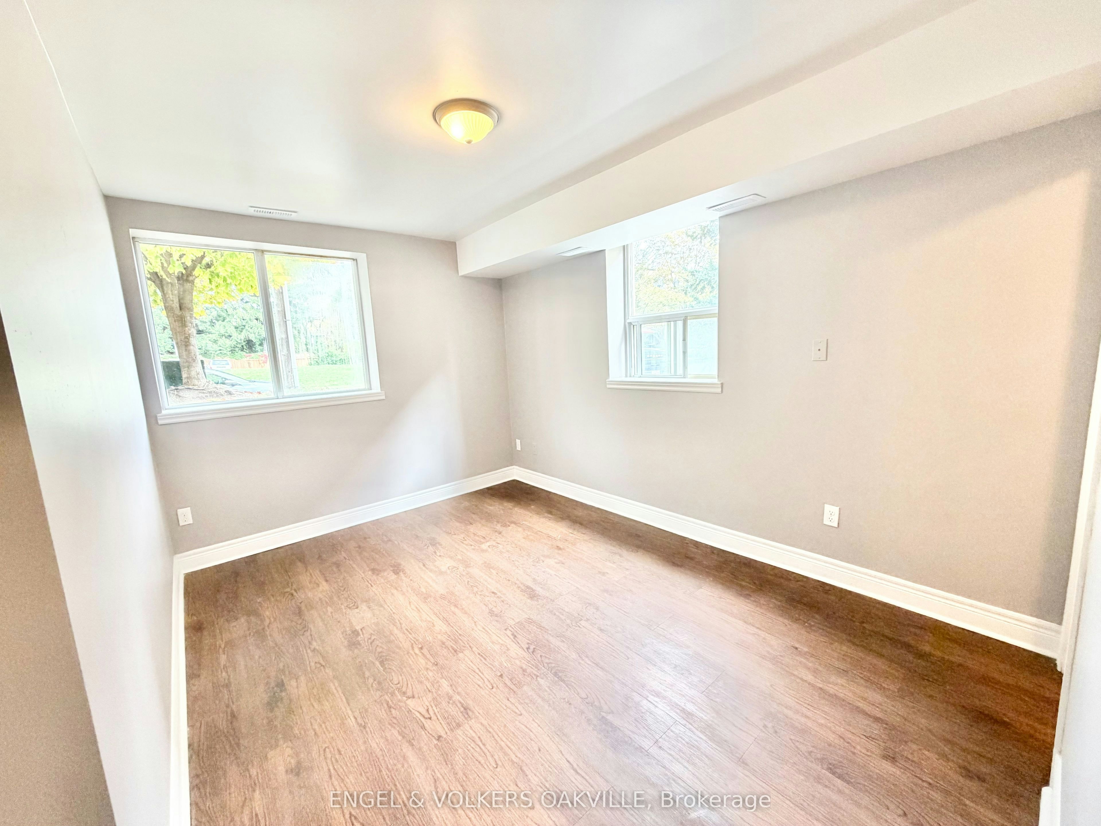 18-100 Twenty Fifth Street, Toronto, ON, M8V 3P9 - 4