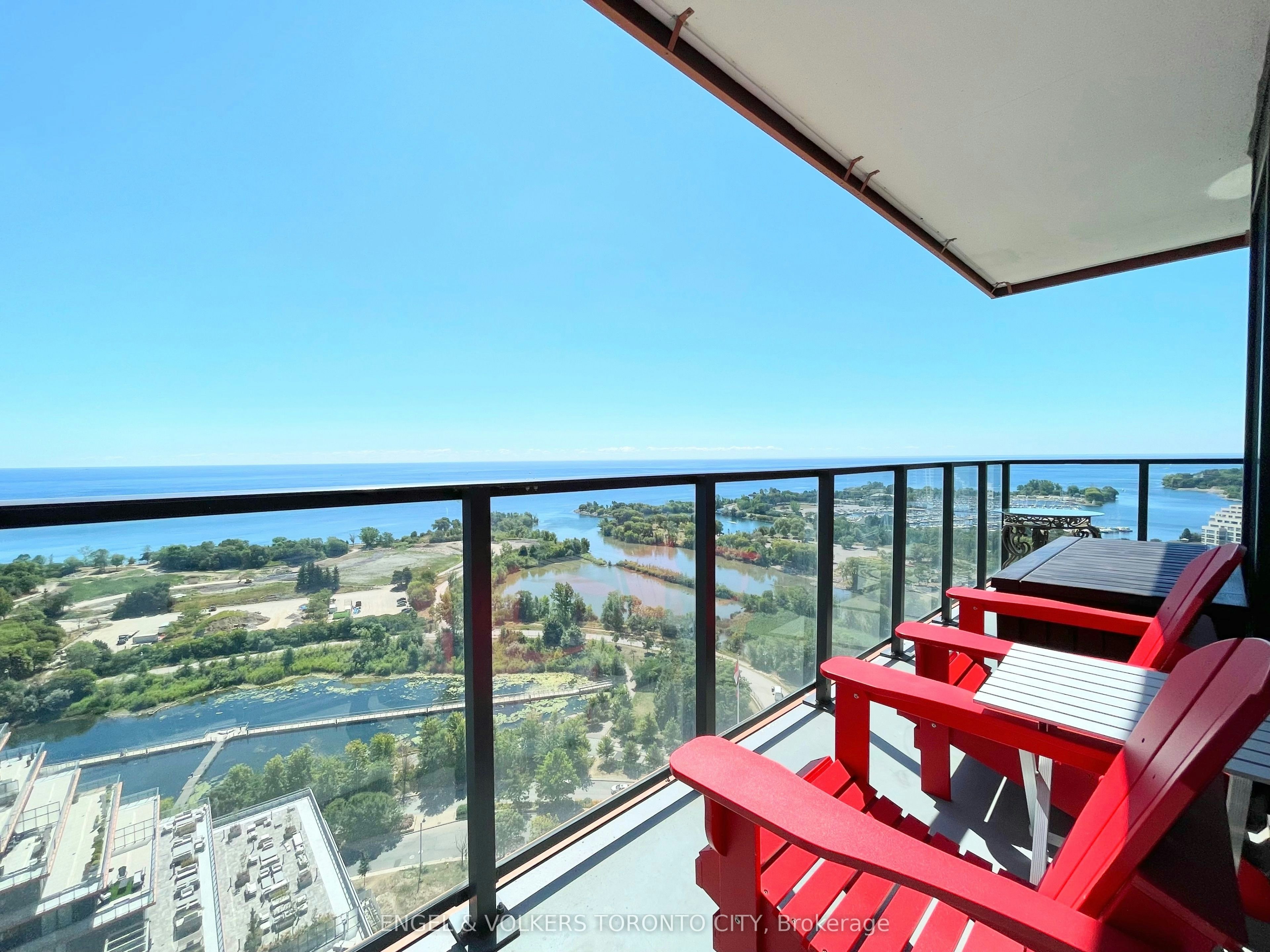 2118-30 Shore Breeze Drive, Toronto, ON, M8V 0C7
