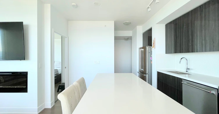 2118-30 Shore Breeze Drive, Toronto, ON, M8V 0C7 - 5