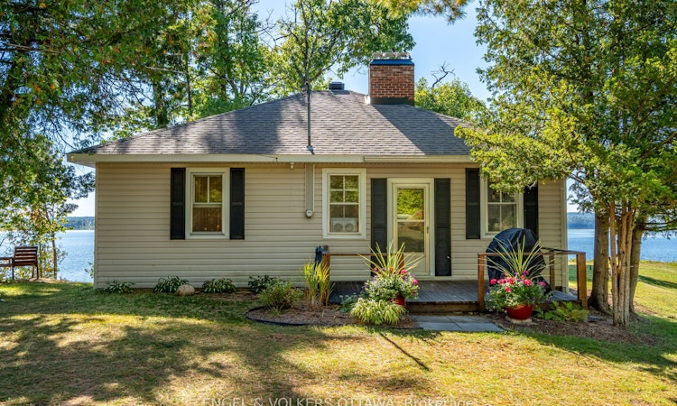 5349 Calabogie Road