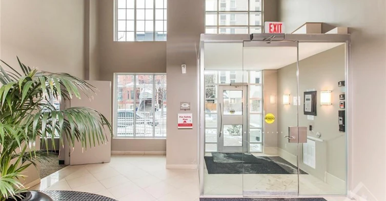 1005-138 Somerset Street W, Ottawa, ON, K2P 0A3 - 2