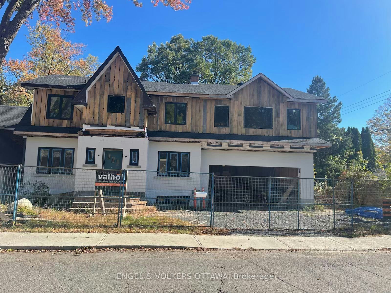 97 Marlowe Crescent, Ottawa, ON, K1S 1H9