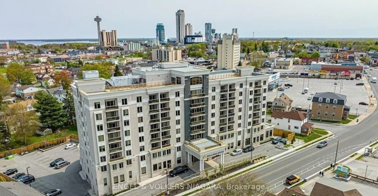 406-5698 Main Street, Niagara Falls, ON, L2G 5Z4