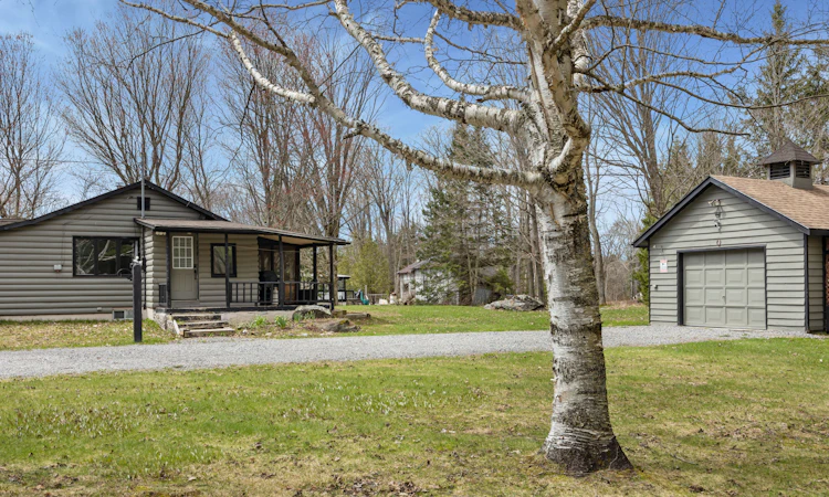 77 Woods Road