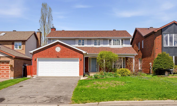 90 Topley Crescent