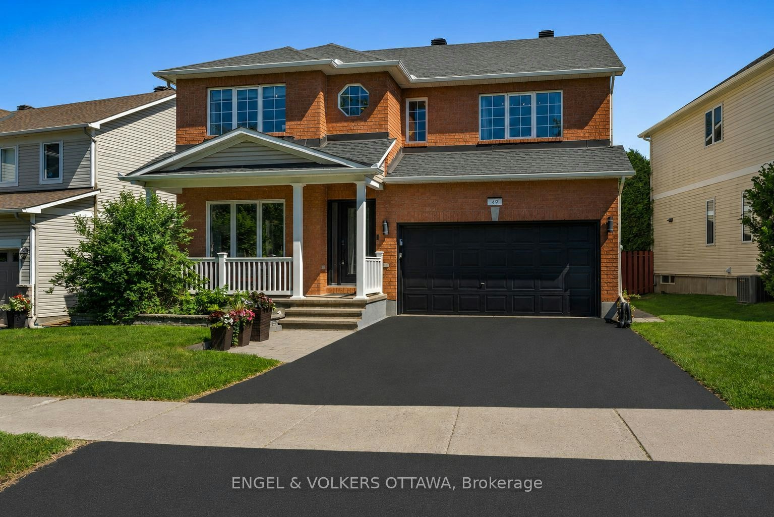 49 Kittiwake Drive, Ottawa, ON, K2S 1Z8