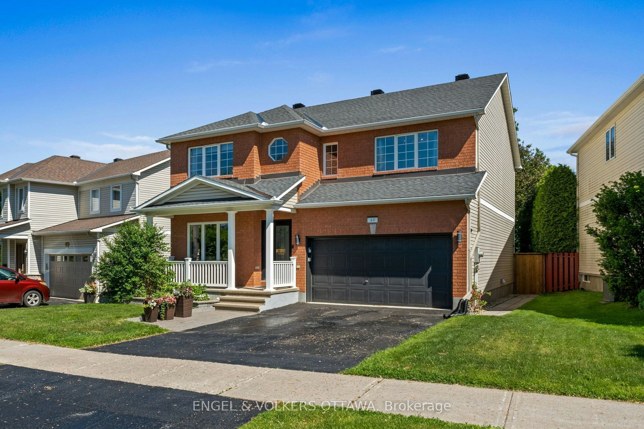 49 Kittiwake Drive, Ottawa, ON, K2S 1Z8