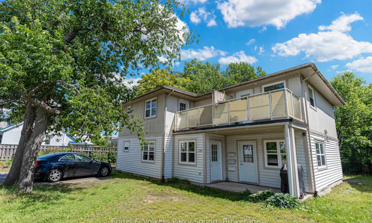 128 Isabella Street