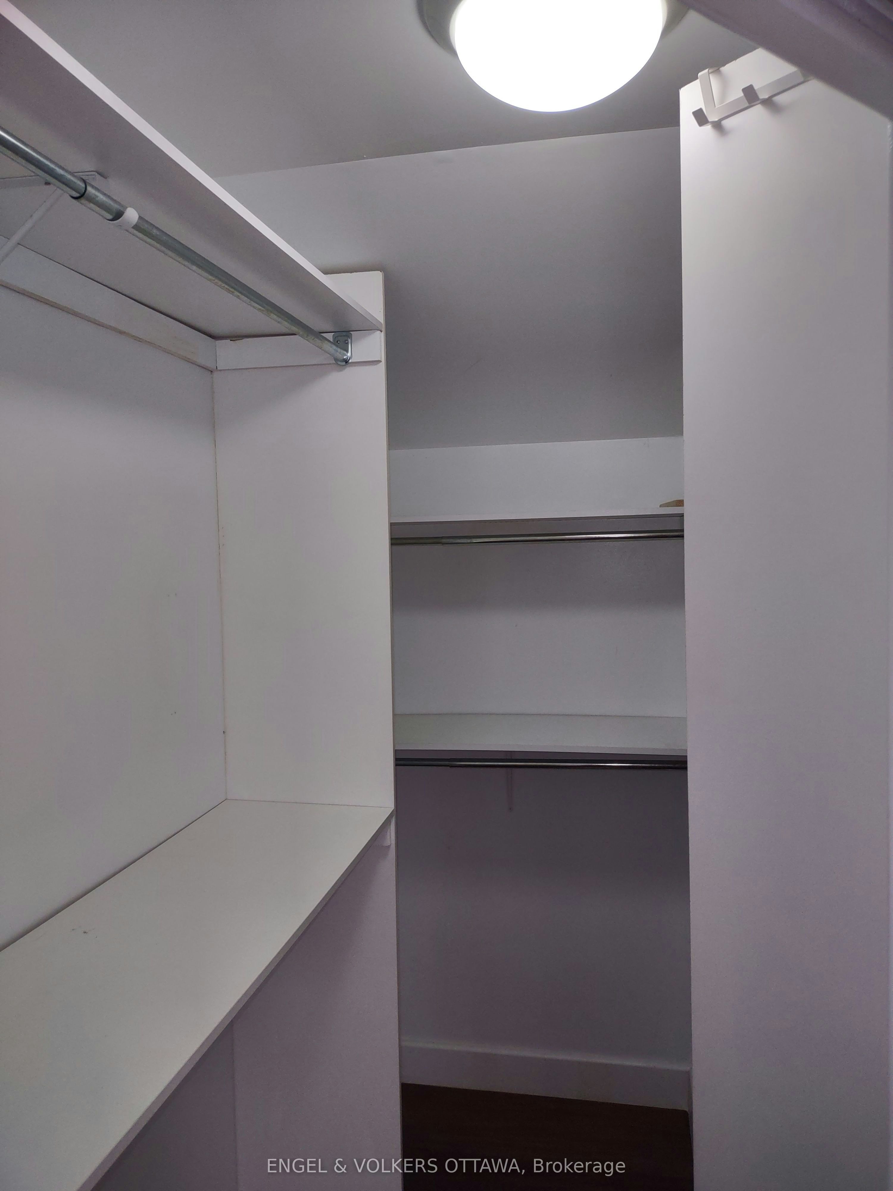 281 Kirchoffer Avenue, Ottawa, ON, K2A 1Y1 - 18