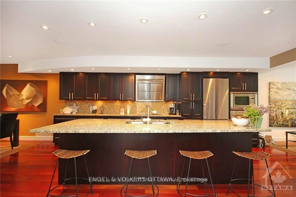 281 Kirchoffer Avenue, Ottawa, ON, K2A 1Y1 - 5