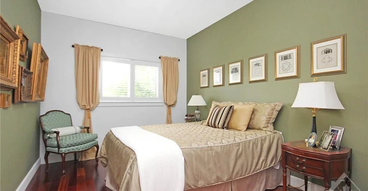 281 Kirchoffer Avenue, Ottawa, ON, K2A 1Y1 - 9