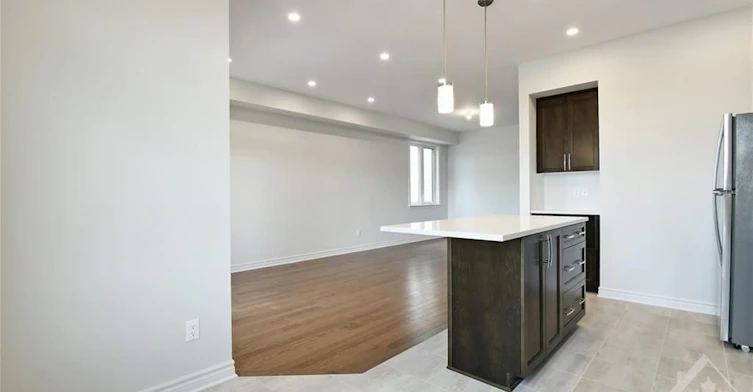 18 Verglas Lane, Ottawa, ON, K1W 0P5 - 8