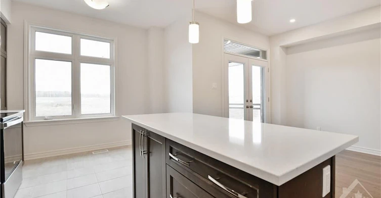 18 Verglas Lane, Ottawa, ON, K1W 0P5 - 10