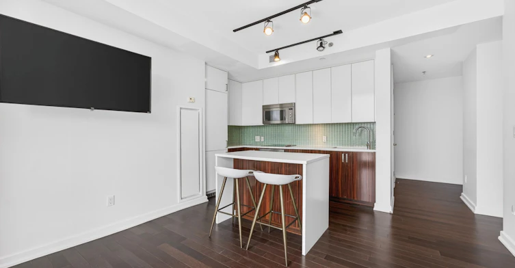 1210-300 Lisgar Street, Ottawa, ON, K2P 0E2 - 6